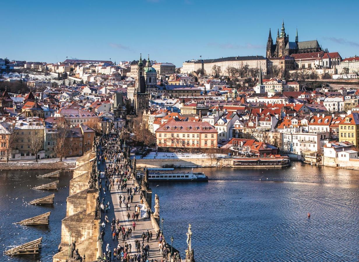 Trendy Local Apartment Prague Exterior photo